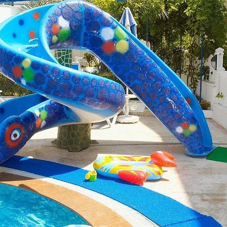 Joker Hill Apartmanhotel