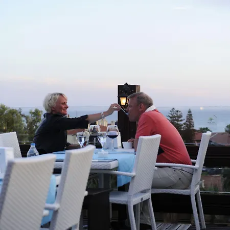 Joker Hill Ξενοδοχείο με διαμερίσματα 3*