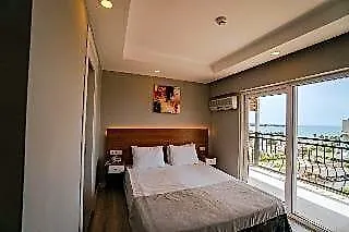 Joker Hill Hotel Side