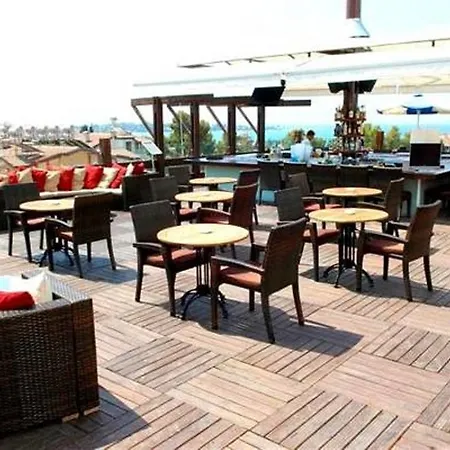 Apartmanhotel Joker Hill 3*